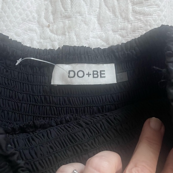 DO + BE black metallic dot smocked skirt size small. NWOT. Perfect for holidays - Picture 3 of 6